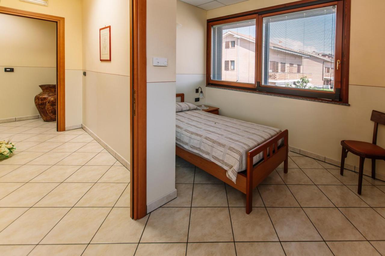 Abba Camere Borgaro Torinese Esterno foto